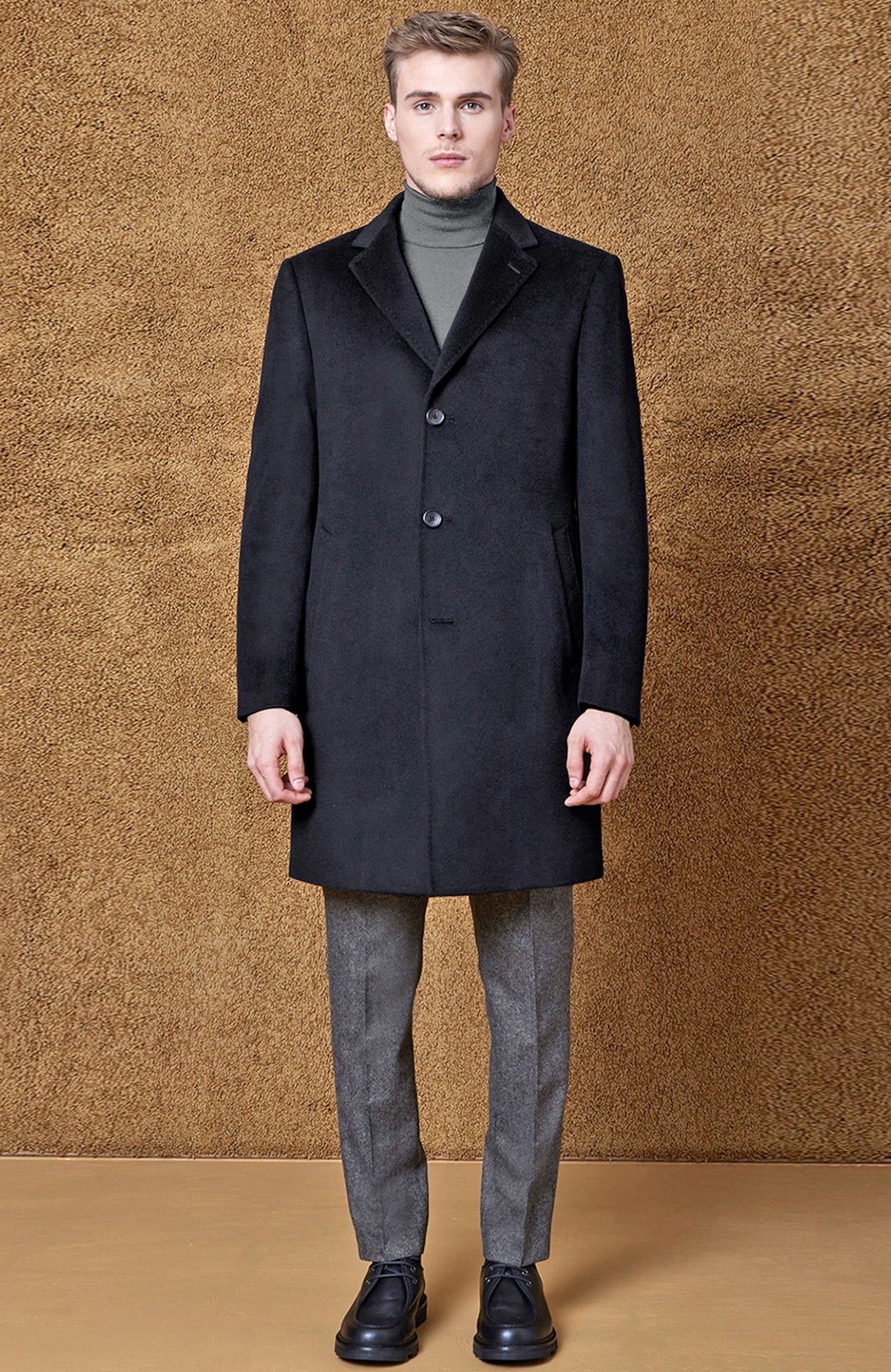 ST. PIERRE BLACK CASHMERE TOPCOAT - Dress - Cardinal of Canada - CA - ST. PIERRE BLACK CASHMERE TOPCOAT