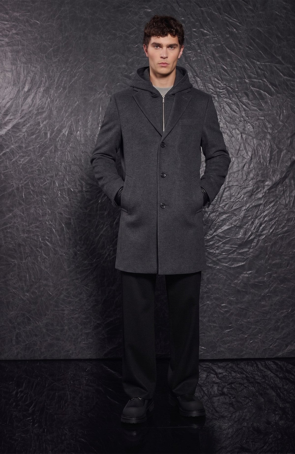 Titan Charcoal Wool & Cashmere Topcoat - MENS - Cardinal of Canada-CA - Titan Charcoal Wool & Cashmere Topcoat